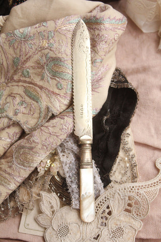 Beautiful Mother of Pearl & Etched Knife - Ribbon Wave