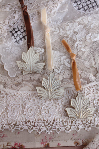 Vintage Patinaed Leaves & Velvet