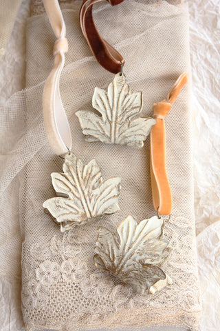 Patina Leaves & Velvet