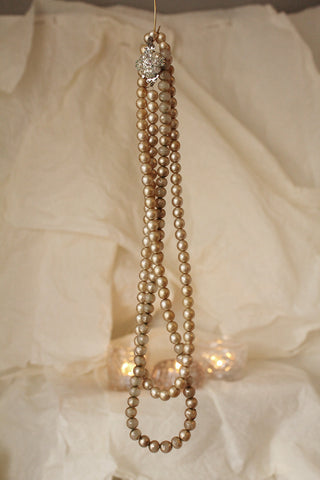 Old Necklace/Garland Wreath Decoration - Classical Ethereal -  4