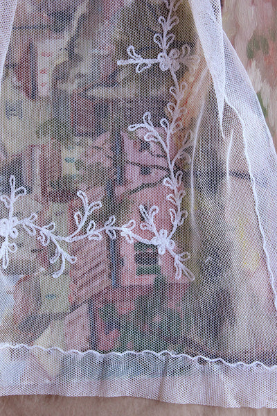 Lovely Old Lace Mat Or Small Window Modesty Panel - panel 1 – The Linen ...