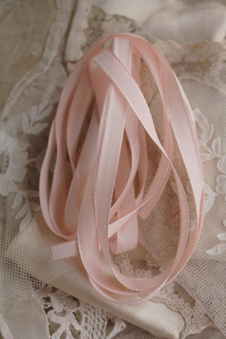 Peachy Pink Ribbon