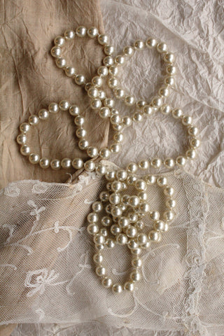 Long Vintage Faux Pearl Glass Necklace