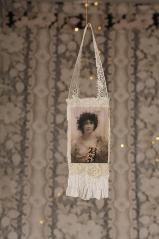 Romanticism Portrait - Hand Made Decoration - twenty-two