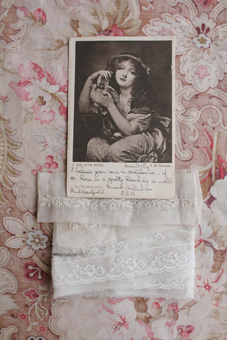 Old Collectable Postcard - A Girl With Doves