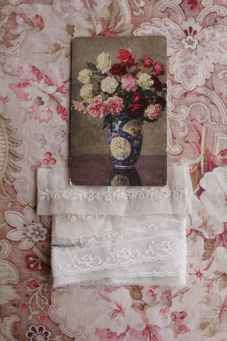 Old Collectable Postcard - Blue & White & Roses