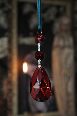 Chandelier Drop Decoration - Resting Hour - Red