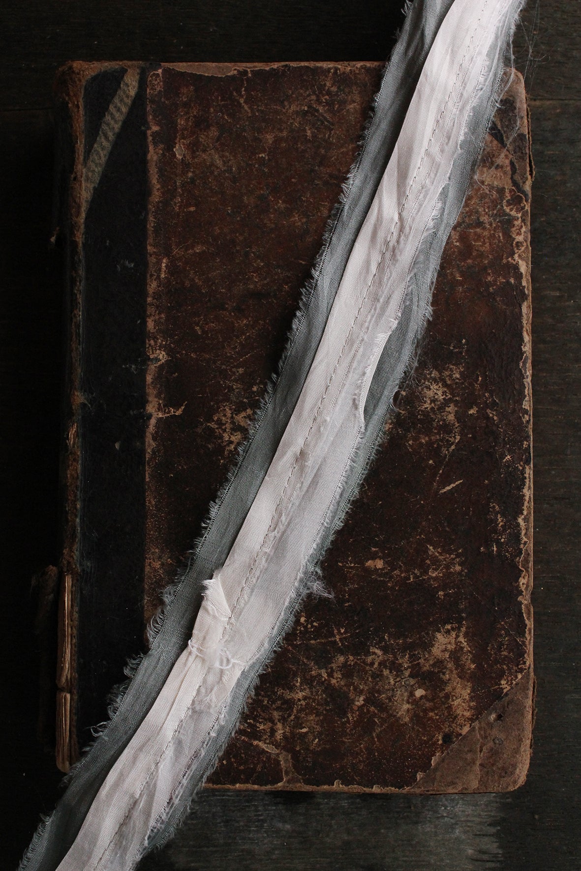 THE RIBBON PATH - Delicate Layered Silk Ribbon - Wintersill