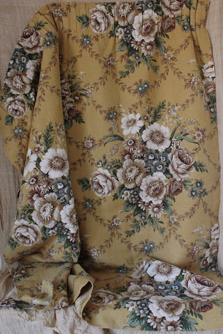 Vintage Dress Fabric - Roses & Fern