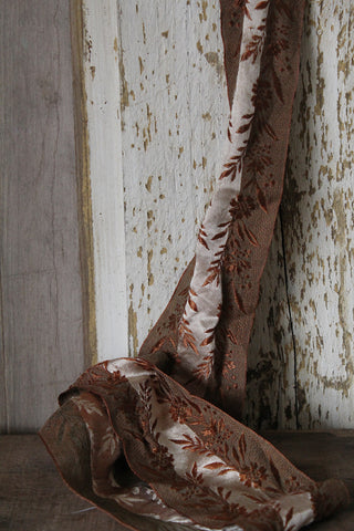 Beautiful Twenties Woven Foliage Silk Tie