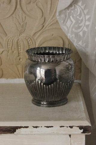 Walker & Hall Silver Plated Deco Pot
