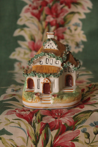 Old Victorian Staffordshire Pottery - Thatched Cottage