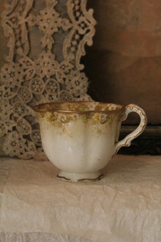 Sweet Old Cup/Tea Light - Camomile Patina