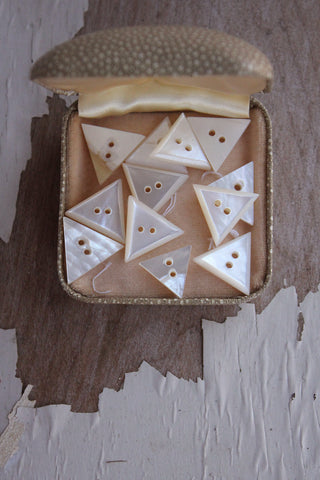 Jewellery Box & Mother of Pearl Triangular Buttons