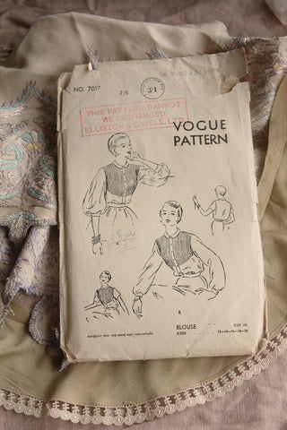 Vintage Vogue Pattern - Blouse