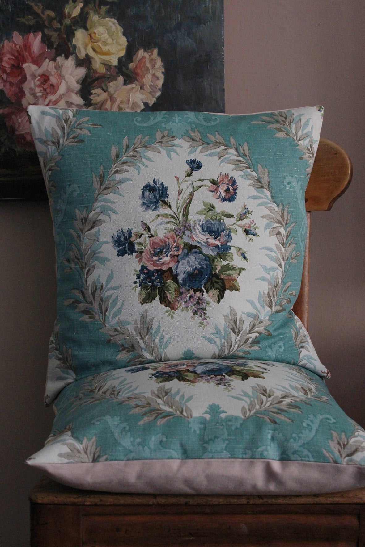 "FRANCINE" - Linen Garden Cushion 18" x 18"