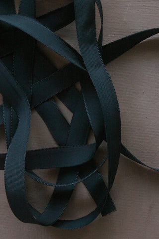 Double Satin Vintage Ribbon - Latte Creme