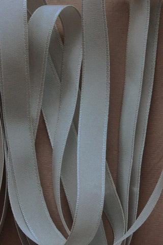 Double Satin Vintage Ribbon - Latte Creme