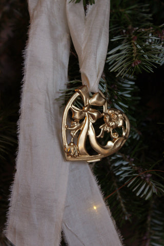 Vintage Brass Sweetheart Decoration