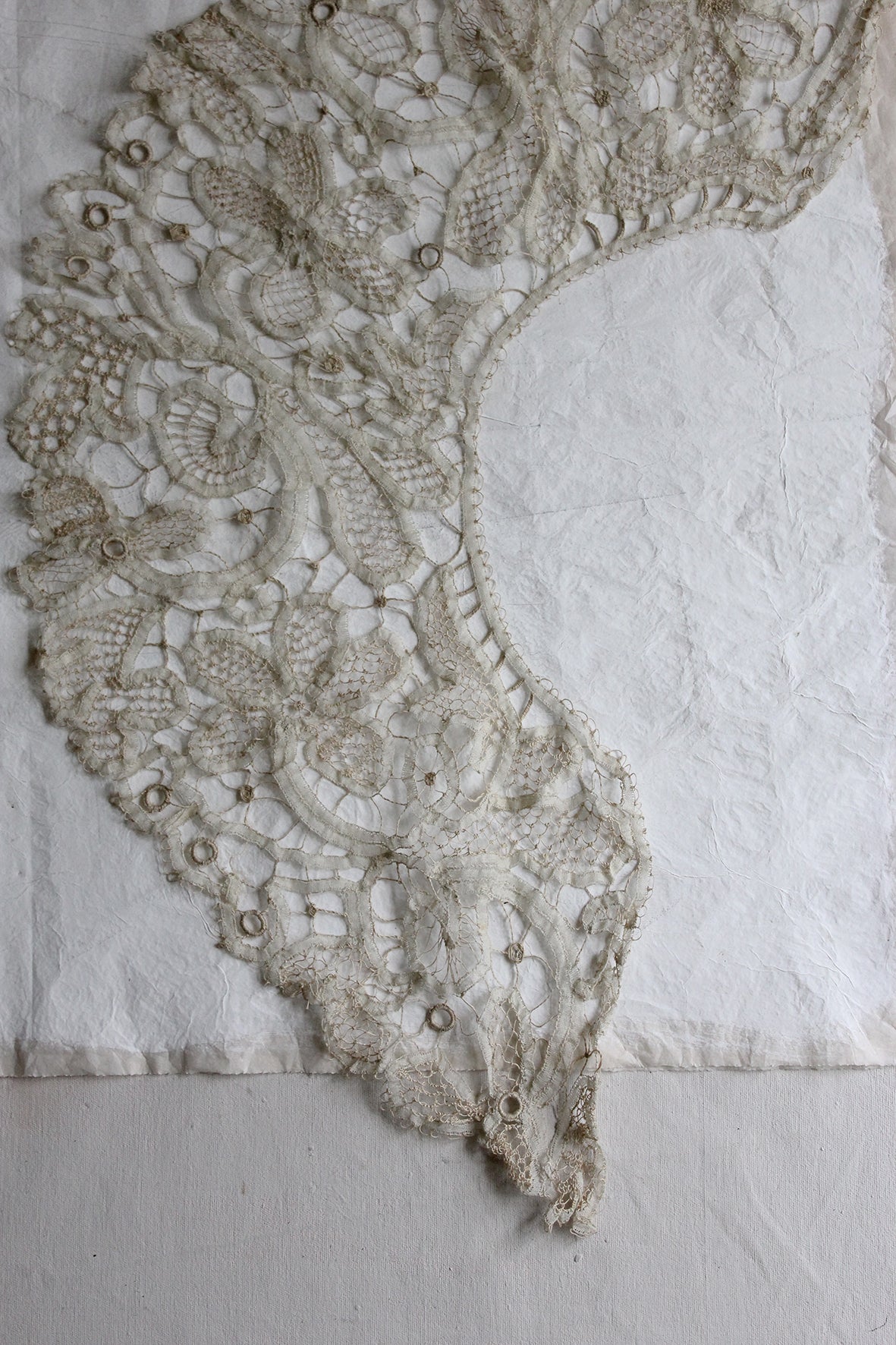 19th Century Bruges Lace  - Large Dress Collar  (2)
