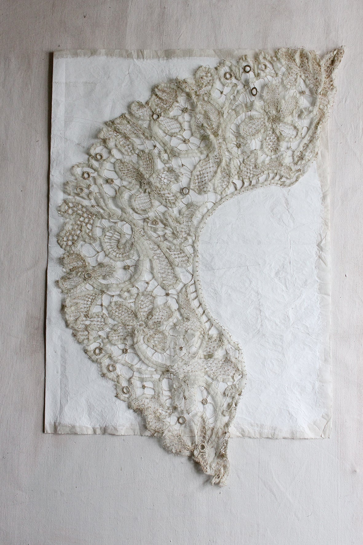 19th Century Bruges Lace  - Large Dress Collar  (2)
